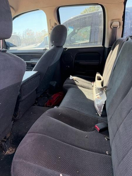 Dodge Ram 1500 ST Quad Cab Short Bed 4WD 2003