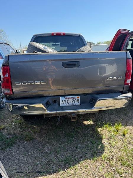 Dodge Ram 1500 ST Quad Cab Short Bed 4WD 2002