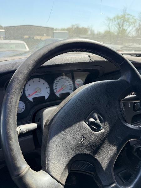 Dodge Ram 1500 ST Quad Cab Short Bed 4WD 2002