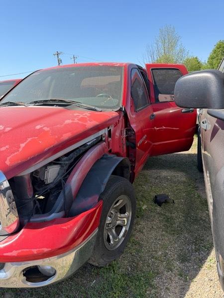 Dodge Ram 1500 Laramie Quad Cab Long Bed 2WD 2005