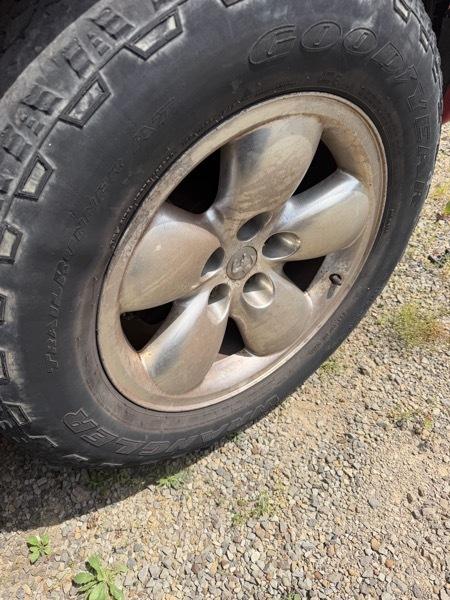 Dodge Ram 1500 Laramie Long Bed 2WD 2004