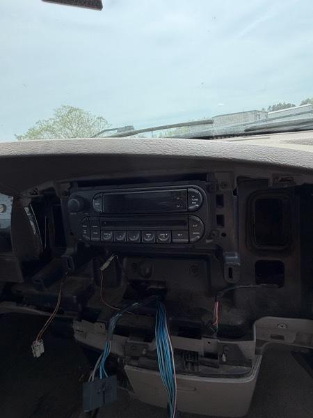 Dodge Ram 1500 Laramie Long Bed 2WD 2004