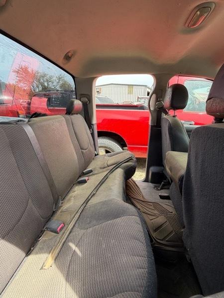 Dodge Ram 1500 ST Quad Cab 2WD 2004