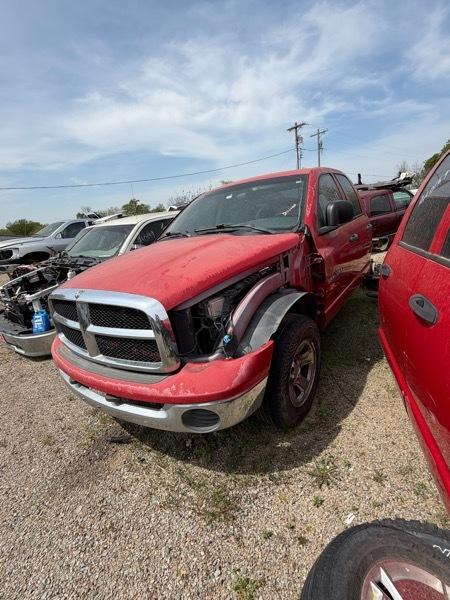 Dodge Ram 1500 Laramie Quad Cab Long Bed 2WD 2005