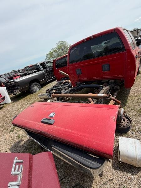 Dodge Ram 1500 Laramie Quad Cab Long Bed 2WD 2005