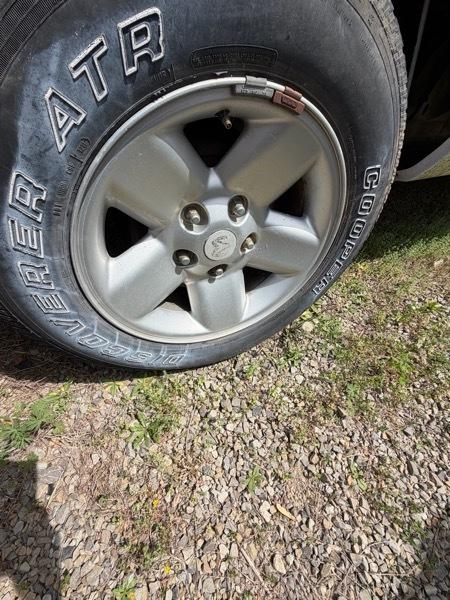 Dodge Ram 1500 Quad Cab Short Bed 2WD 2001