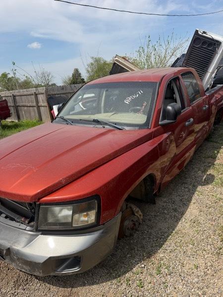 Dodge Dakota SLT Crew Cab  4WD 2008