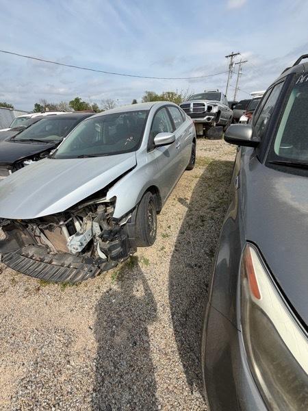 Nissan Sentra S CVT 2018