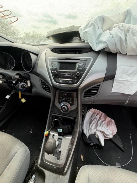 Hyundai Elantra Limited 2013