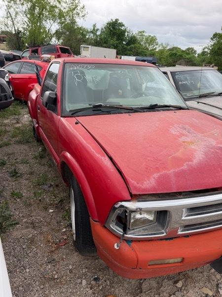 Chevrolet S10 Pickup LS Reg. Cab Sportside 2WD 1997