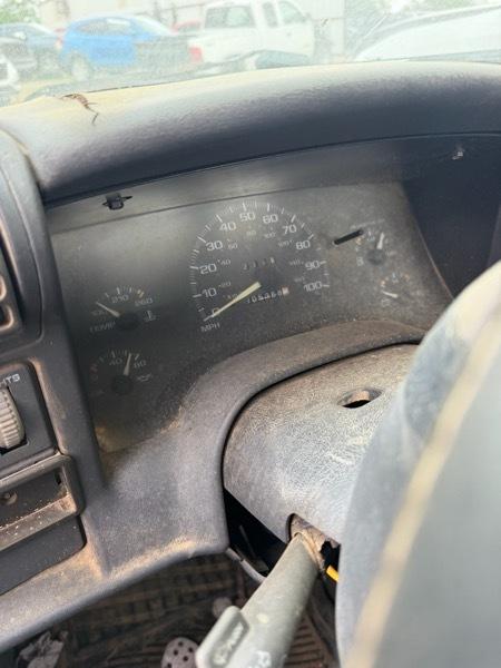 Chevrolet S10 Pickup LS Reg. Cab Sportside 2WD 1997