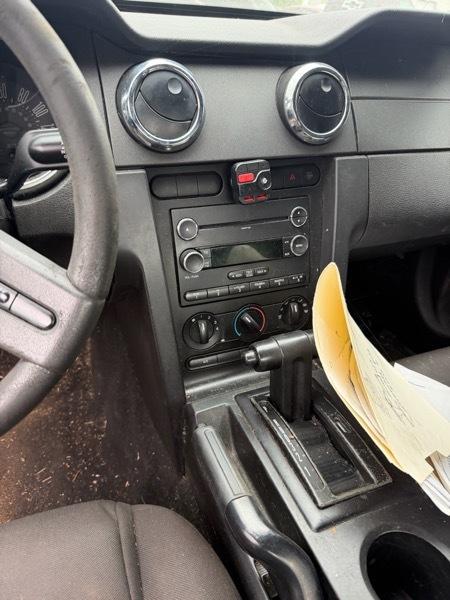 Ford Mustang V6 Premium Coupe 2008