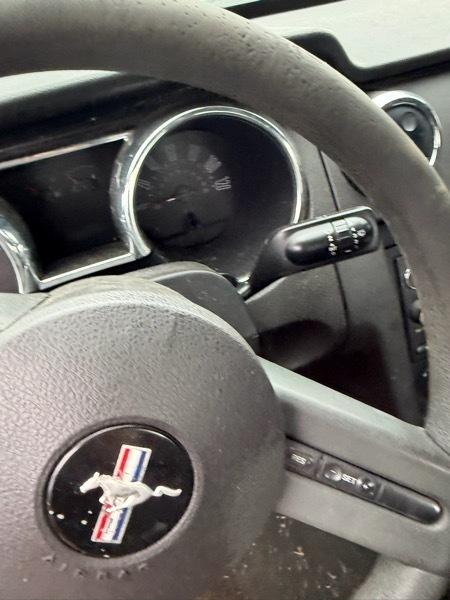 Ford Mustang V6 Premium Coupe 2008