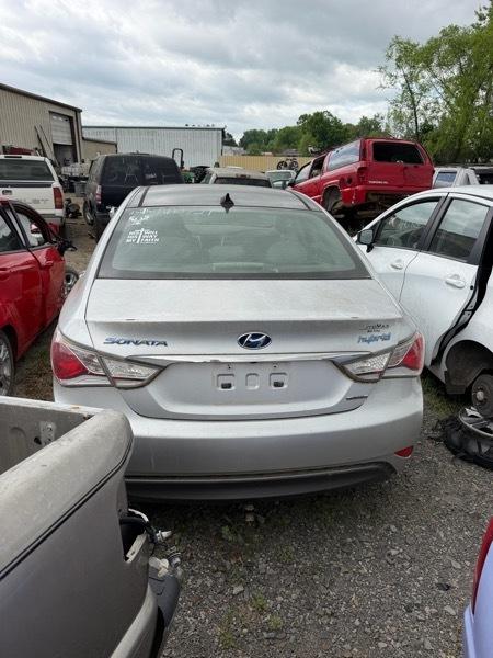 Hyundai Sonata Hybrid Sedan 2014
