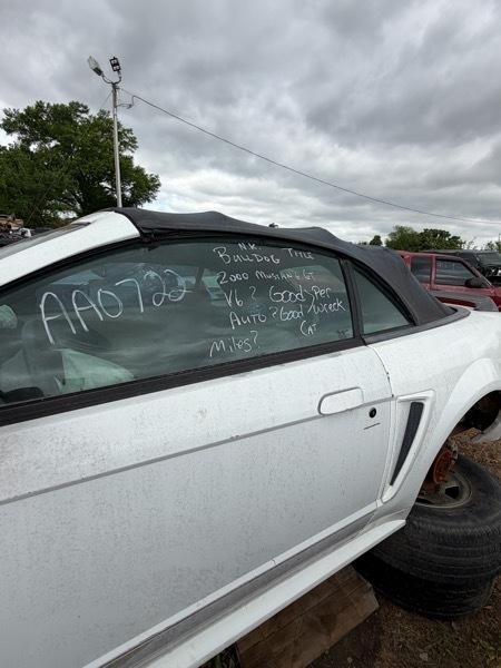 Ford Mustang Convertible 2000