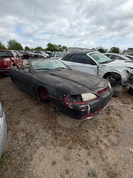 Ford Mustang GT convertible 1996
