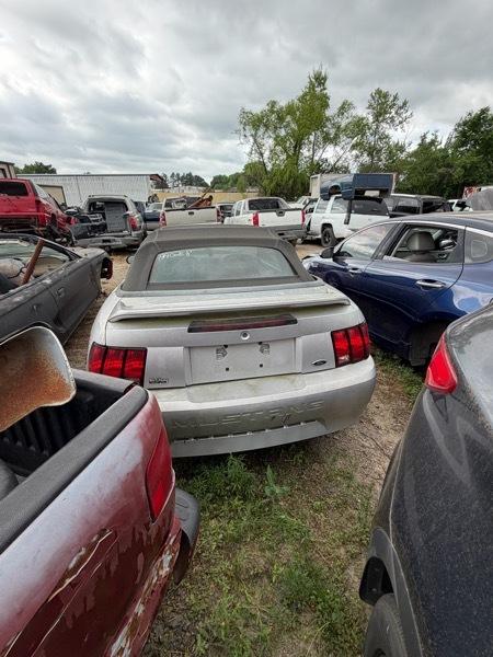Ford Mustang Convertible 2000