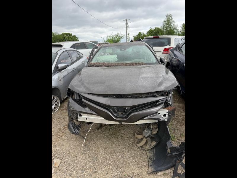 Toyota Camry XLE 2019