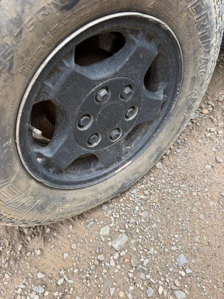 Chevrolet Silverado 1500 LS Long Bed 2WD 2002