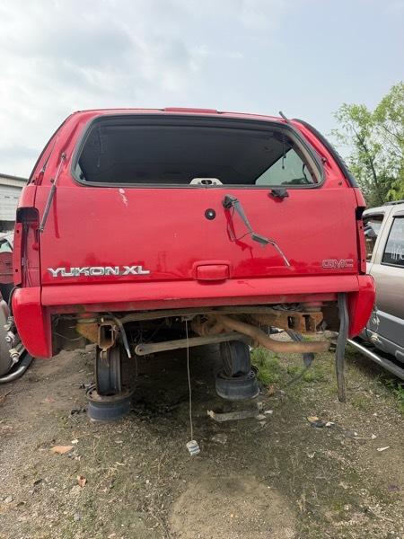 GMC Yukon XL 1500 4WD 2001