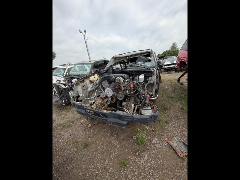 Chevrolet Avalanche 2500 4WD 2002