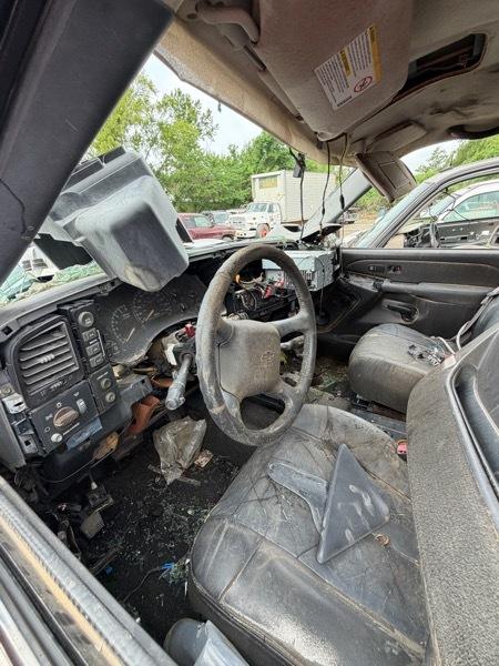 Chevrolet Avalanche 2500 4WD 2002