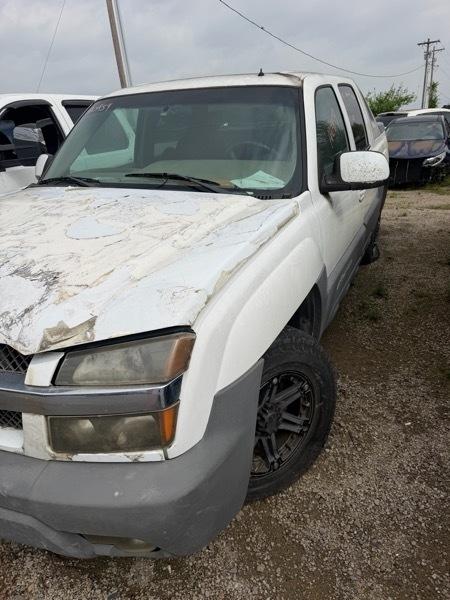 Chevrolet Avalanche 1500 4WD 2002
