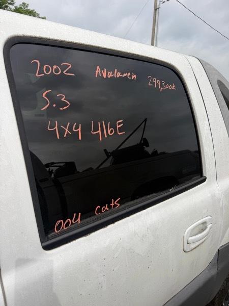 Chevrolet Avalanche 1500 4WD 2002