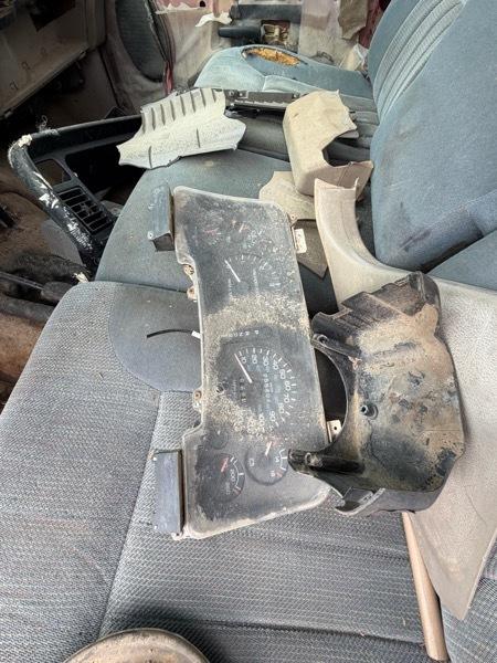 Dodge Ram 1500 Reg. Cab 6.5-ft. Bed 4WD 1996