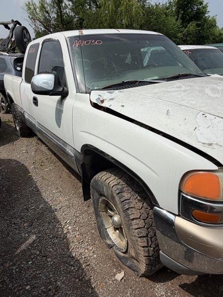 GMC Sierra 1500 SLE Ext. Cab 4-Door Long Bed 4WD 2000