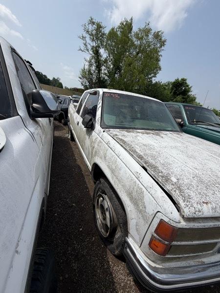 GMC Sierra C/K 1500 Club Coupe 6.5-ft. Bed 4WD 1996