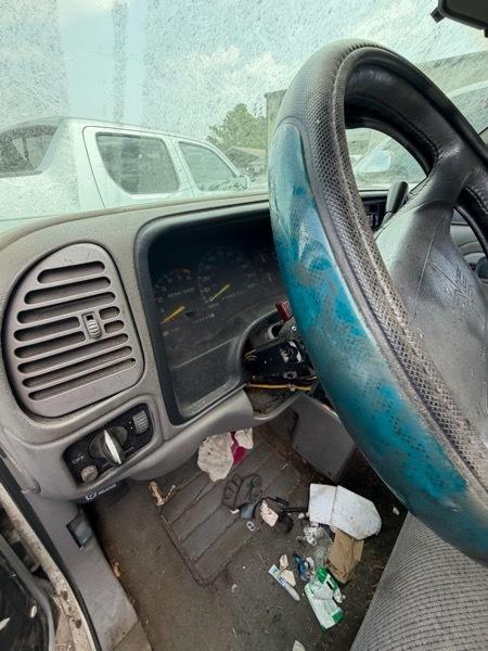 GMC Sierra C/K 1500 Club Coupe 6.5-ft. Bed 4WD 1996