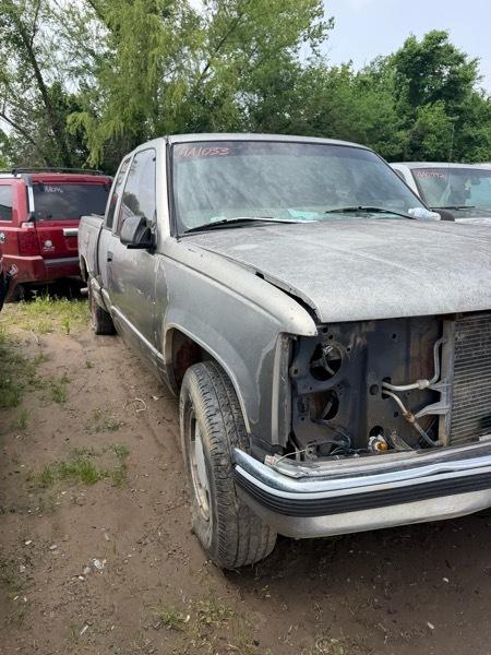 GMC Sierra C/K 1500 Ext. Cab 6.5-ft. Bed 4WD 1998