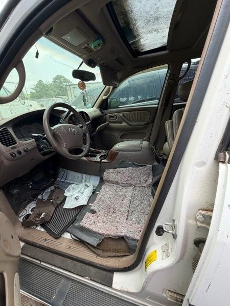 Toyota Sequoia Limited 4WD 2003