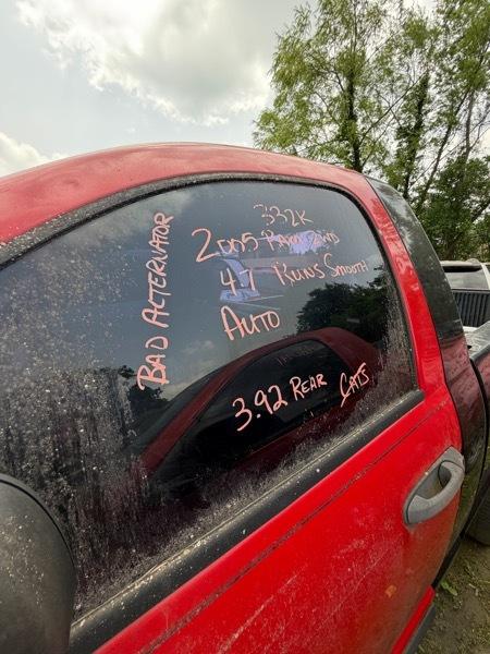 Dodge Ram 1500 Laramie Long Bed 2WD 2005