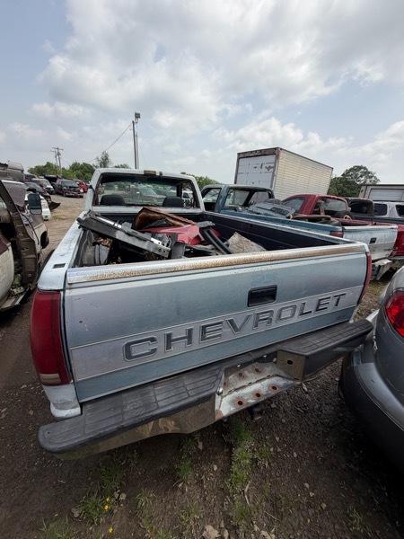 Chevrolet C/K 1500 Reg. Cab 6.5-ft. Bed 4WD 1989