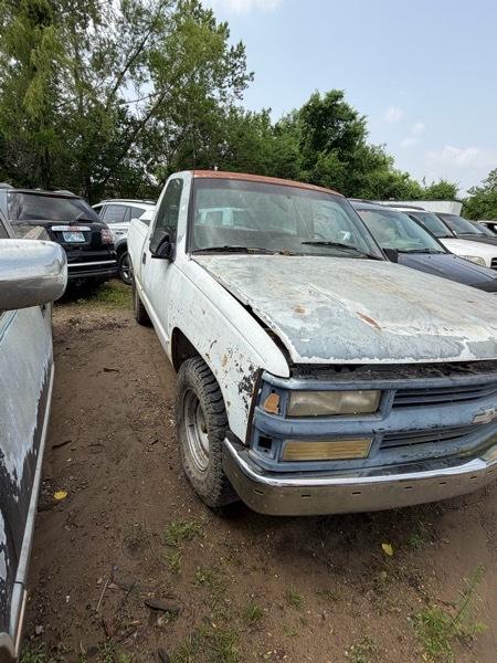 Chevrolet C/K 1500 Reg. Cab 6.5-ft. bed 2WD 1995