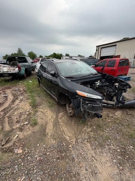 Jeep Cherokee Latitude FWD 2014