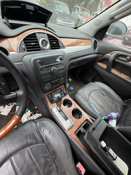 Buick Enclave CXL 2XL AWD 2010