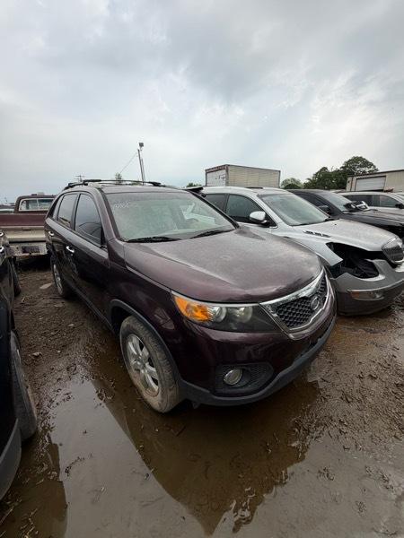 Kia Sorento LX 2WD 2012