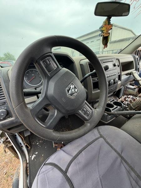 RAM 1500 ST Quad Cab 2WD 2012