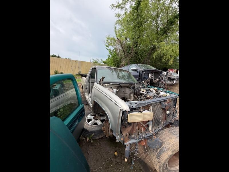 GMC Sierra C/K 1500 Special Reg. Cab 6.5-ft. Bed 2WD 1998