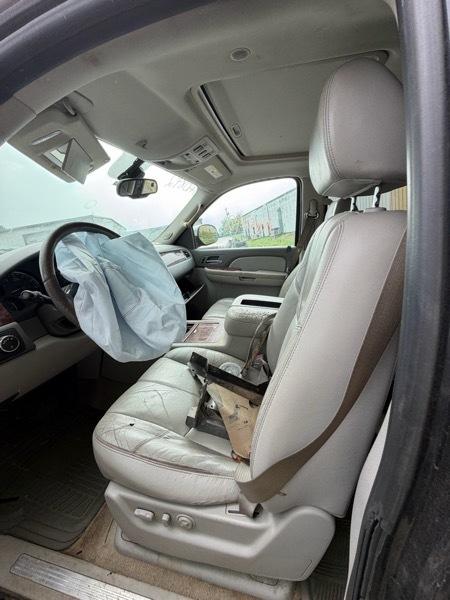 Chevrolet Suburban LTZ 1500 4WD 2008