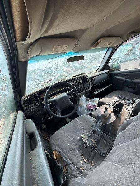 Chevrolet Silverado 1500 Ext. Cab Short Bed 2WD 2002