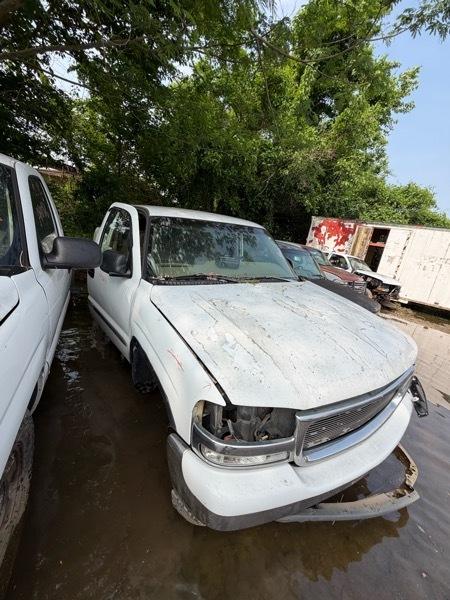 GMC Sierra 1500 SLE Ext. Cab 4-Door Long Bed 4WD 2000