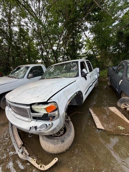 GMC Sierra 1500 SLE Ext. Cab 4-Door Long Bed 4WD 2000