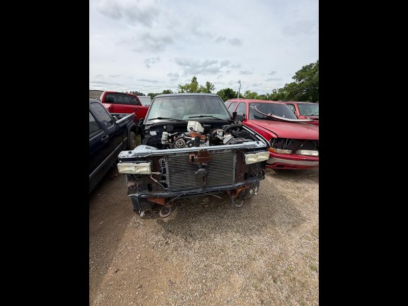 GMC Yukon SLE 4-Door 4WD 1996