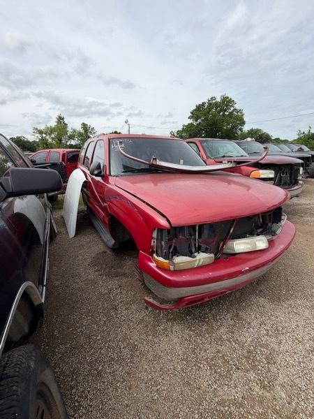 Chevrolet Tahoe 2WD 2005