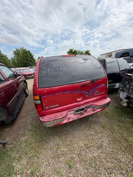 Chevrolet Tahoe 2WD 2005