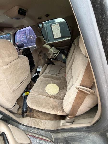 Chevrolet Tahoe 2WD 2005